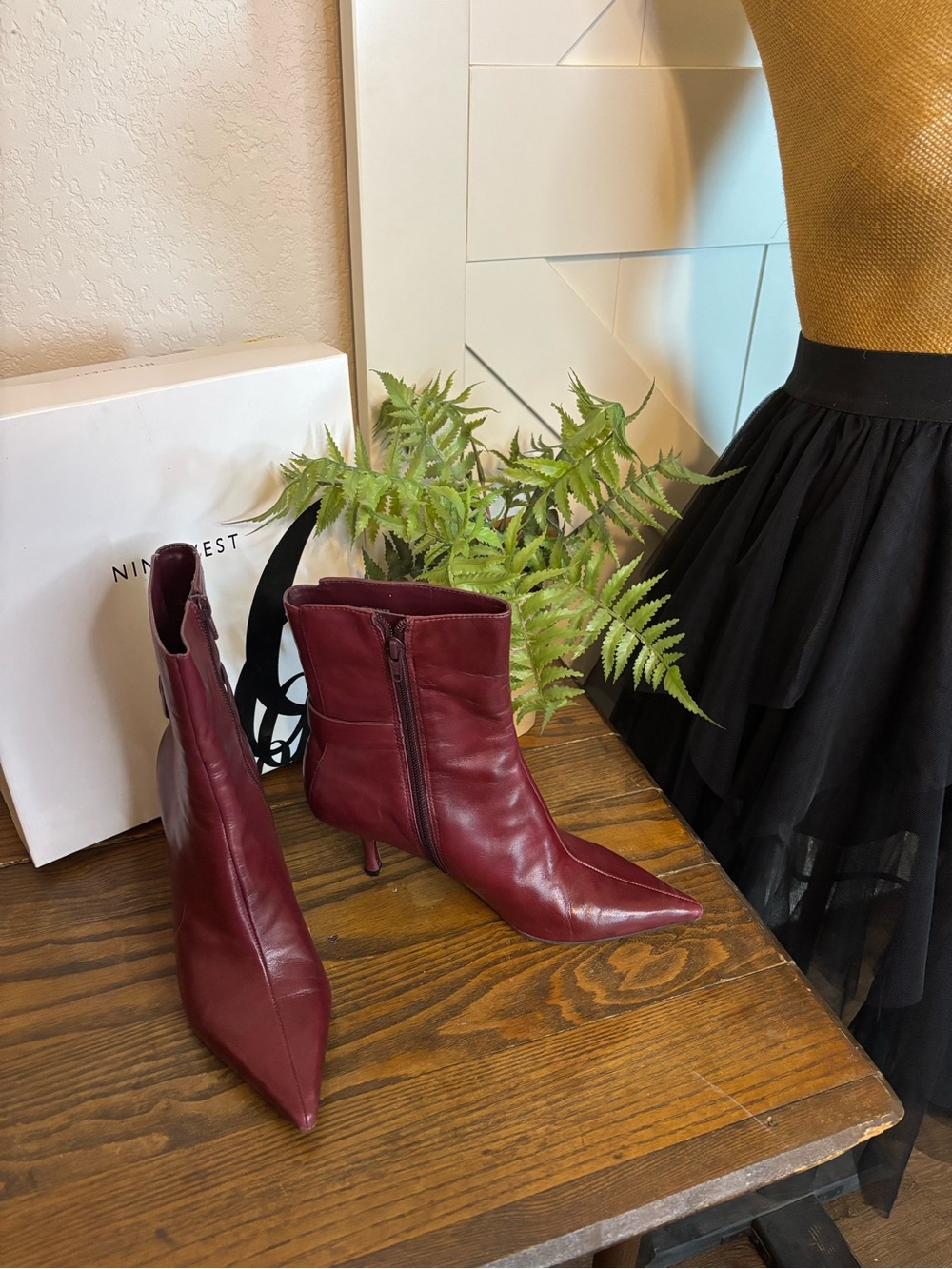 Nine West Burgundy Pointed Toe Ankle Boots